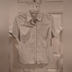 Shirt. Button up. 26 x 16.5